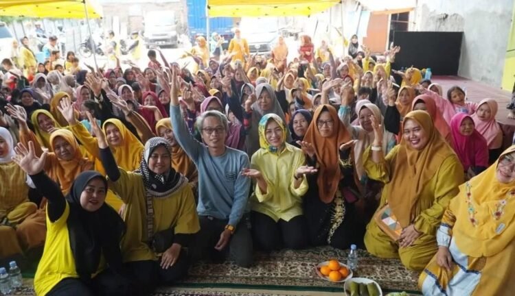 Airin Rachmi Diany Maju Caleg DPR RI, Ratusan Emak-emak di Kota Tangerang Sambut Antusias