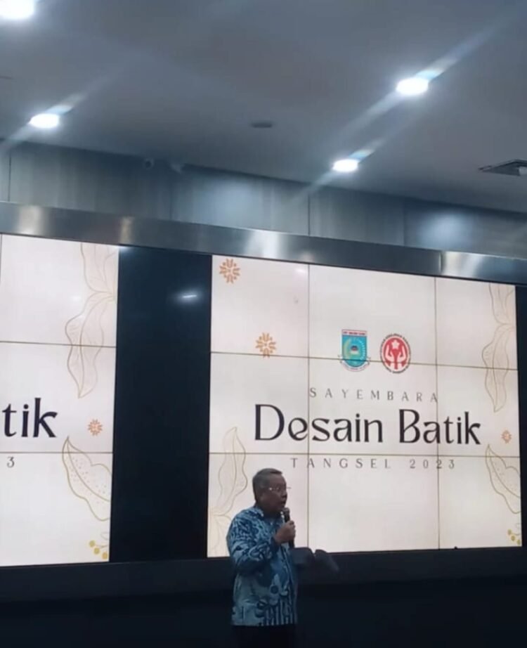 7 Finaslis Peserta Sayembara Desain Batik Tangsel 2023 Paparkan Karyanya di Hadapan Wali Kota Benyamin