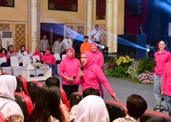 Ibu Iriana dan OASE KIM Sosialisasi Antinarkoba dan Literasi Digital kepada Pelajar