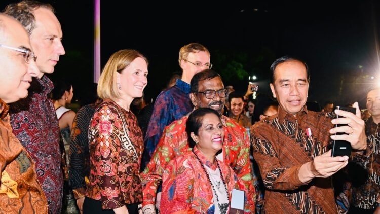 Istana Berbatik di Mata Para Duta Besar Negara Sahabat