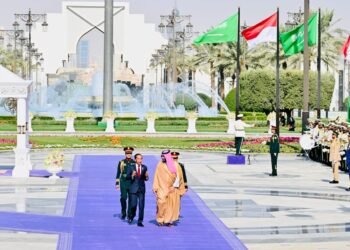 Presiden Jokowi Bertemu dengan PM Arab Saudi di Istana Al-Yamamah