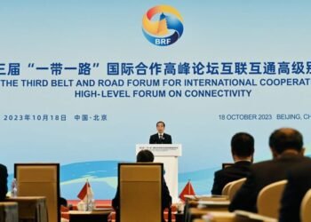 Presiden Jokowi Paparkan Empat Hal Penting dalam Pembangunan Konektivitas