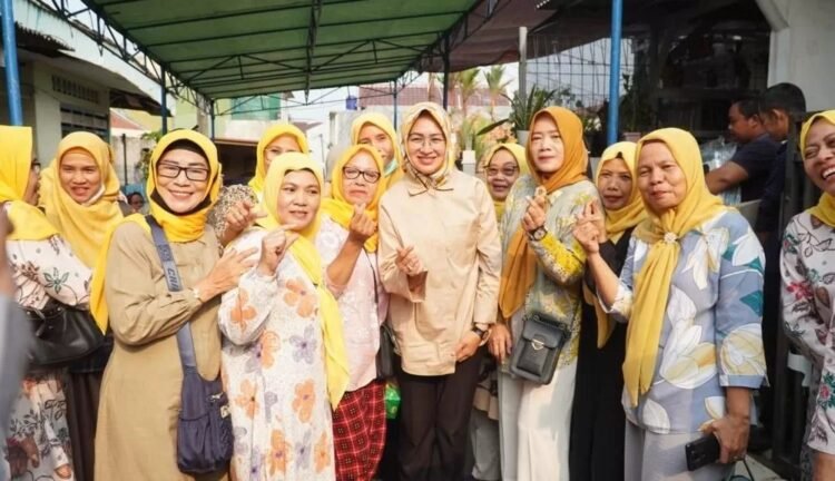 Guna Memupuk Kebersamaan di Masyarakat, Airin Rachmi Diany Galakkan Semangat Gotong Royong