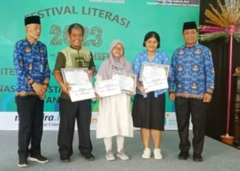 SMPN 4 Kota Tangsel Juara 1 Lomba Perpustakaan Sekolah