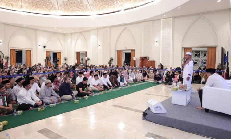 Dihadiri Ribuan Jemaah, Harmony Fest 2023 Ditutup Tausyiah Ustaz Das’ad Latif