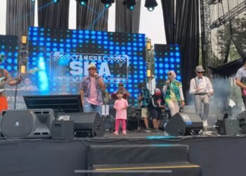 Bersama Tangsel Ska Orchestra, Pilar Pukau Ribuan Penonton di Tangsel Sejiwa Fest 2023