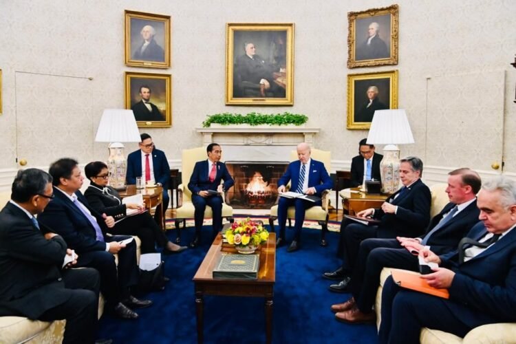 Bertemu Presiden Biden, Presiden Jokowi Ajak Kemitraan Indonesia-AS Berkontribusi untuk Perdamaian Global