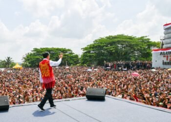 Hadiri Festival Dangai Ehau, Presiden Jokowi Ajak Masyarakat Lestarikan Budaya Daerah