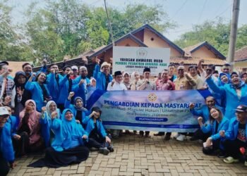 Mahasiswa dan Dosen Prodi Magister Hukum Universitas Pamulang Terjun Langsung ke Desa Banyubiru Labuan, Banten