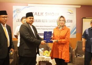 Airin Rachmi Diany Tekankan Peran Guru Membangun SDM Berkualitas