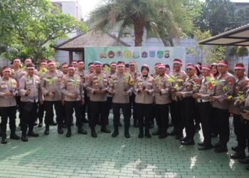 Lestarikan Lingkungan, Polres Tangsel Tanam Dua Ribu Pohon