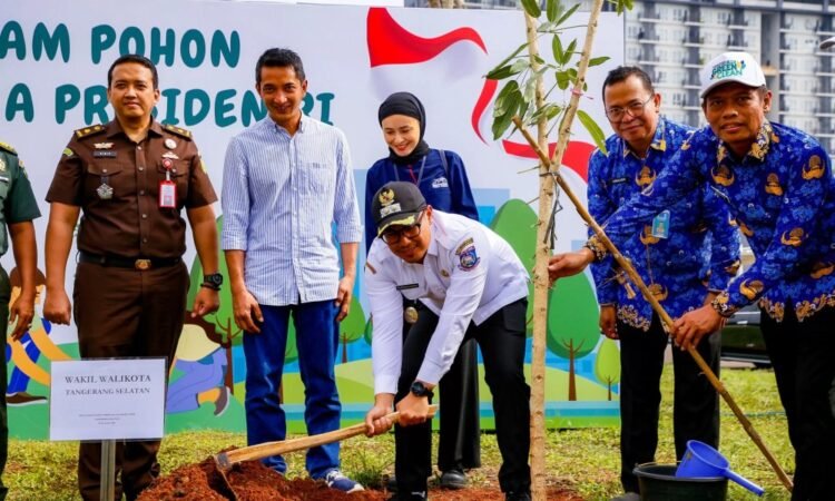 Pilar Ikuti Gerakan Tanam Pohon Serentak Bersama Bersama Presiden Jokowi