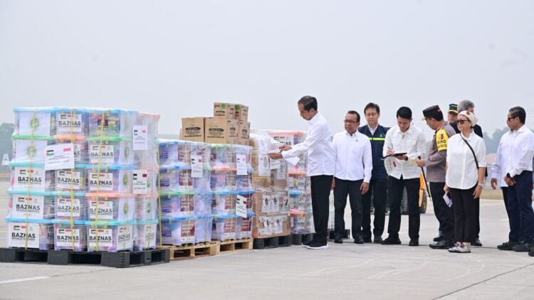 Presiden Jokowi Lepas Bantuan Kemanusiaan ke Palestina