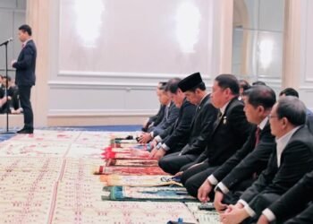 Presiden Jokowi Tunaikan Salat Jumat di San Francisco