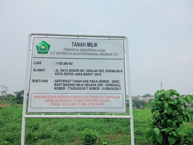 Penanganan Dampak Sosial Lahan Kampus UIII, Warga Antusisas Menerima Santunan/Kerahiman