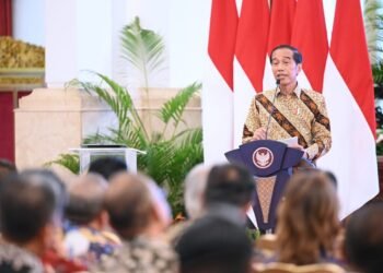 Presiden Jokowi Luncurkan dan Serahkan Sertifikat Tanah Elektronik