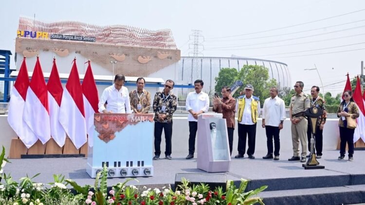 Presiden Jokowi Resmikan Stasiun Pompa Ancol Sentiong untuk Reduksi Banjir di Jakarta