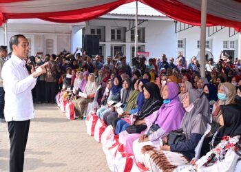 Presiden Jokowi Salurkan BLT El Nino untuk Dorong Daya Beli Masyarakat