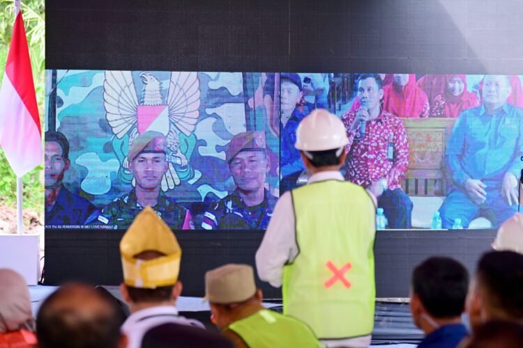 Rasa Senang Warga Atas Kehadiran BTS 4G dan Akses Internet di Daerah 3T