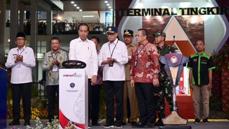 Resmikan Tiga Terminal, Presiden: Ini Penting untuk Tingkatkan Konektivitas dan Mobilitas