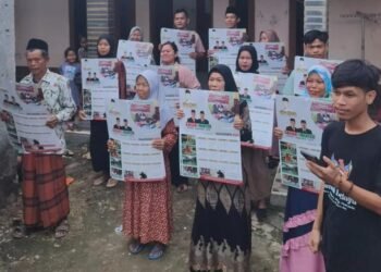 Sambut Tahun Baru 2024, Relawan Almijan Door To Door bagikan Kalender Ganjar-Mahfud