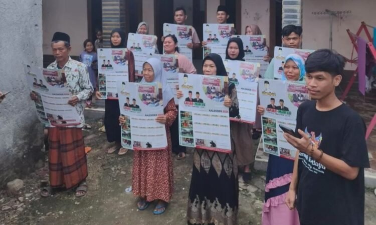 Sambut Tahun Baru 2024, Relawan Almijan Door To Door bagikan Kalender Ganjar-Mahfud