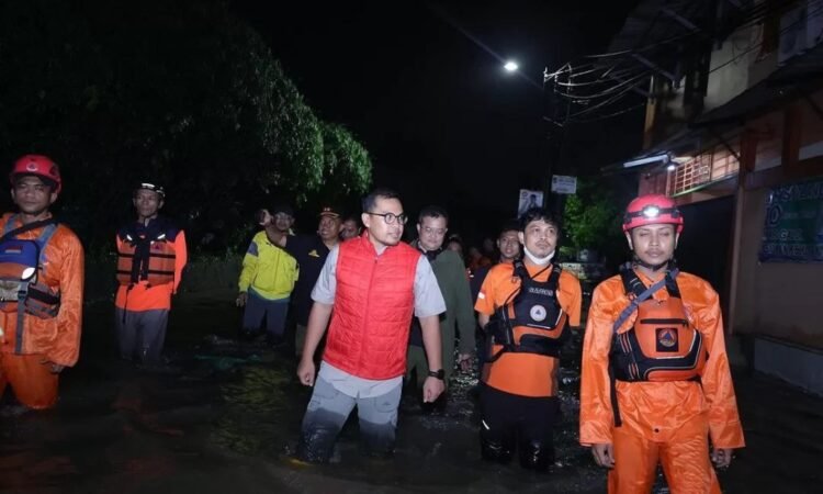Pilar Tinjau Warga Terdampak Banjir dan Berikan Bantuan