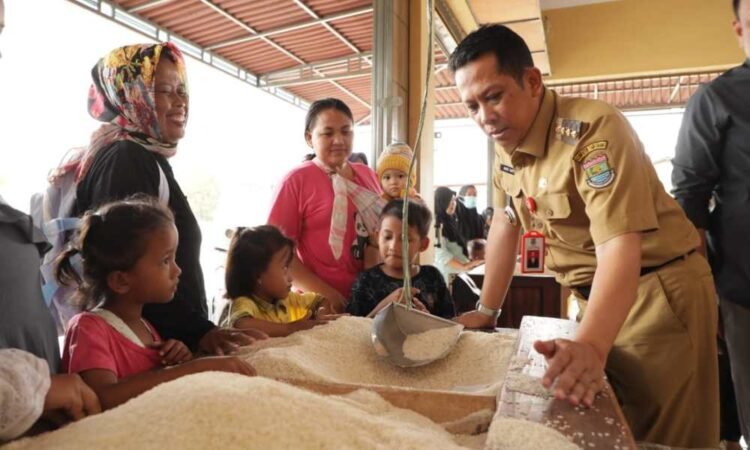 Pj Bupati Tangerang Andi Ony Pastikan Stok dan Harga Beras Stabil