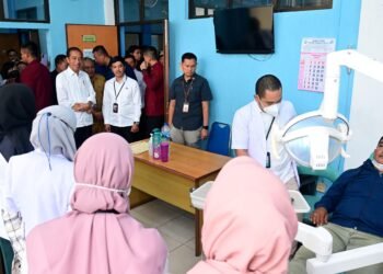 Presiden Jokowi Tinjau Fasilitas dan Pelayanan BPJS di RSUD Dr. H. Kumpulan Pane