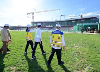 Presiden Tinjau Lapangan Upacara di IKN, Pastikan Kesiapan HUT Ke-79 RI