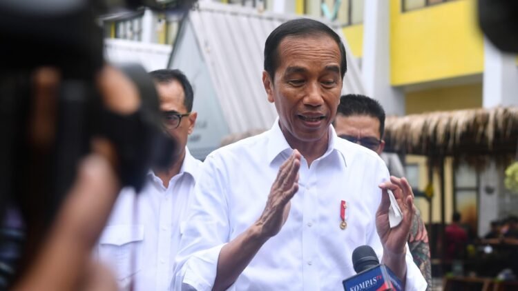 Tunjuk Mendagri Tito sebagai Plt Menko Polhukam, Presiden: Punya Pengalaman