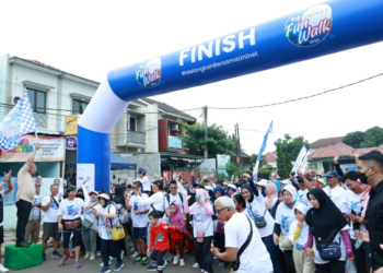Benyamin Lepas Ribuan Peserta Uninet Funwalk 2024