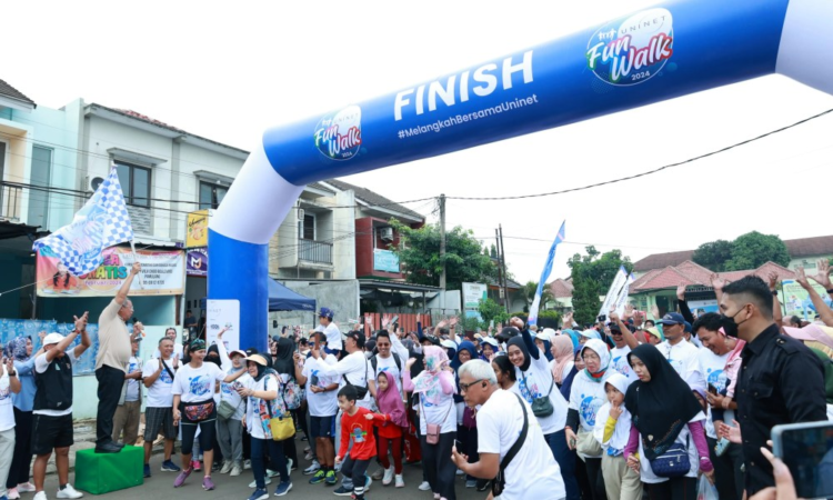 Benyamin Lepas Ribuan Peserta Uninet Funwalk 2024