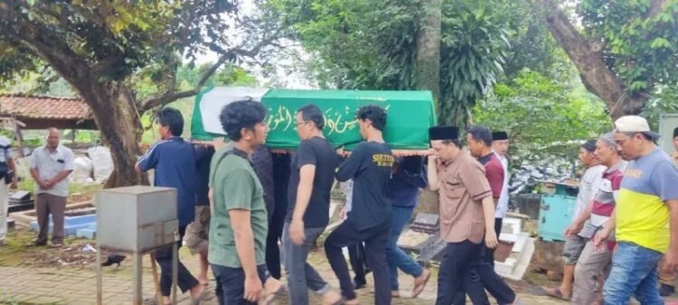 Disperkimta Tangsel Bantu Fasilitasi Proses Pemakaman Jenazah Korban Kecelakaan Bus di Tol Cipali