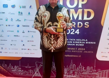 Benyamin Raih Penghargaan Top Pembina BUMD 2024