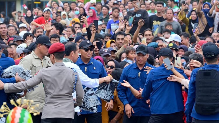 Kunjungan Perdana Presiden Jokowi, Jejak Sejarah di Bumi Lawang Kuari