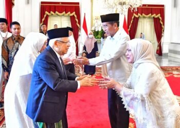 Presiden Jokowi Gelar Griya Bersama Para Menteri di Istana Negara