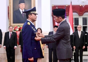 Presiden Jokowi Lantik M. Tonny Harjono sebagai KSAU di Istana Negara