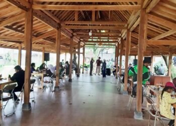 Gereja Santo Barnabas Paroki Pamulang Tangsel Gelar Rabu Berkat