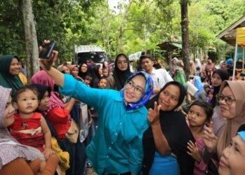 Pahami Permasalahan di Banten, Airin Rachmi Diany Keliling Hingga ke Pelosok Desa