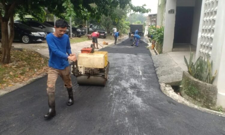 Pemkot Tangsel Lakukan Perbaikan Infrastruktur Jalan Lingkungan