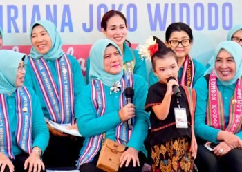 Ibu Iriana Berbagi Edukasi dan Keceriaan dengan Anak-Anak NTB
