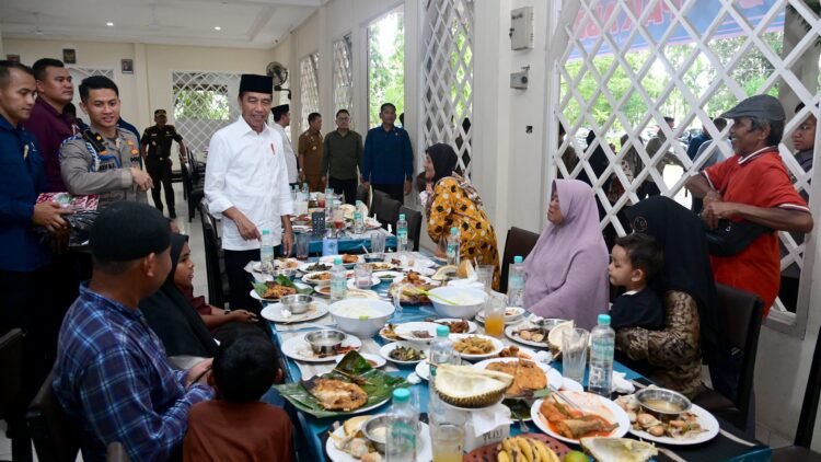 Jumat Berbagi, Presiden Jokowi Ajak Warga Maksi