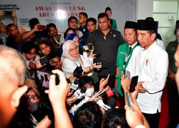 Presiden Jokowi: Kenaikan UKT Dibatalkan untuk Tahun Ini