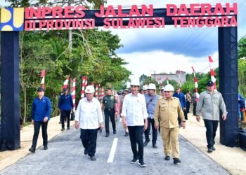Resmikan Pelaksanaan Inpres Jalan Daerah di Sulawesi Tenggara, Presiden: Percepat Mobilitas Orang dan Logistik