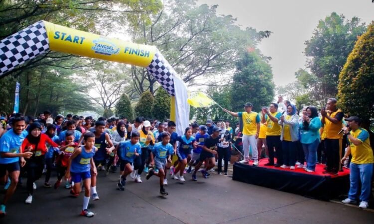 Pilar Lepas Road to Tangsel Marathon 2024 di Serpong 