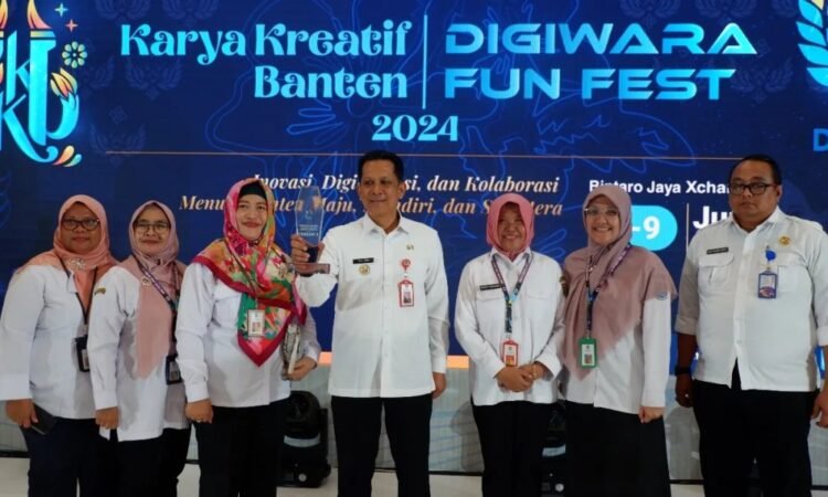 Kabupaten Tangerang Raih Digiwara Award 2024 untuk Kategori Terbaik Pertama Kabupaten se-Provinsi Banten