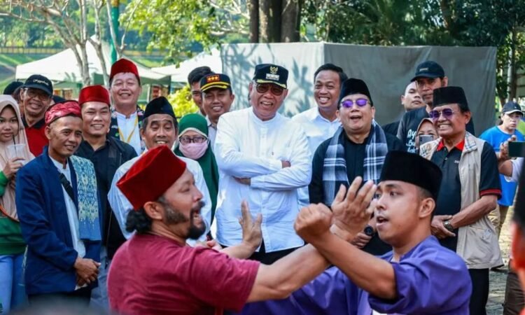 Benyamin Ajak Warga Jaga dan Lestarikan Budaya Betawi