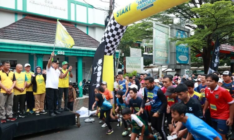 Road to Tangsel Marathon Berlanjut di Ciputat Timur, Benyamin Lepas Ribuan Peserta