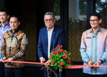 Benyamin Bersama Menparekraf Sandiaga Uno Resmikan Hotel Bintang 5 di Tangsel